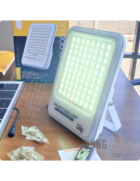 Solar FLOOD Light 300W Premium Daylight White