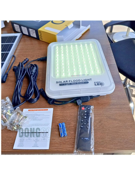 Solar FLOOD Light 300W Premium Daylight White