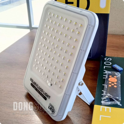 200W Solar Flood Light Warm White