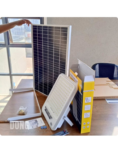 Solar FLOOD Light 500W Premium Daylight White