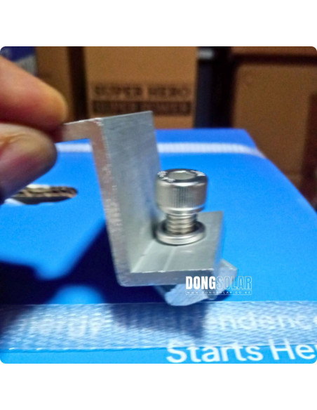 Aluminum End Clamps for Roof Mounting