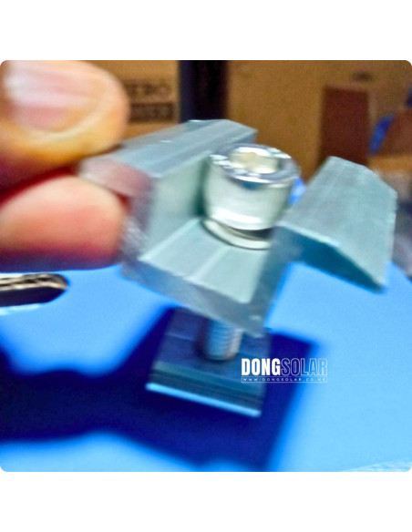Aluminum MID Clamps for Roof Mounting