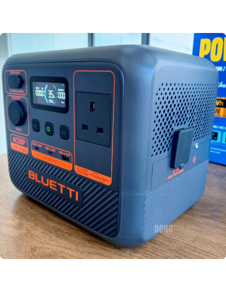 BLUETTI AC50P 504Wh Solar Generator (700W) + 200W Solar Panel Bundle