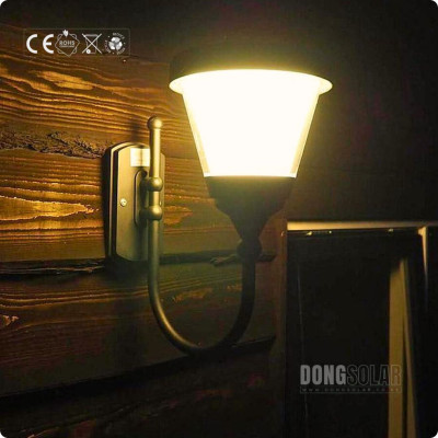 Solar Wall Light Warm White 15W DS2106