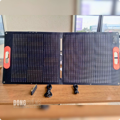 100W Portable Solar panel  with USB-c, USB3.0 and DC Output 18V