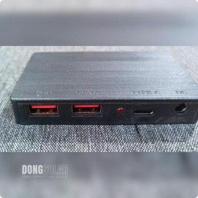 100W Portable Solar panel  with USB-c, USB3.0 and DC Output 18V