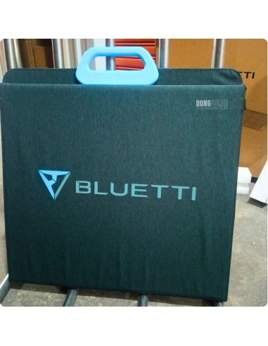 BLUETTI Premium 30 V2 Solar Generator Bundle | 600W 320Wh Portable Power Station + PV200 200W Foldable Solar Panel