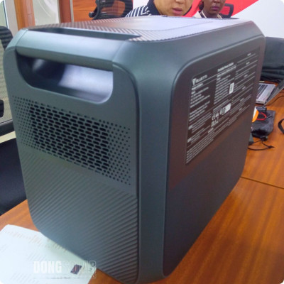 Bluetti AC200PL 2400W Powerstation