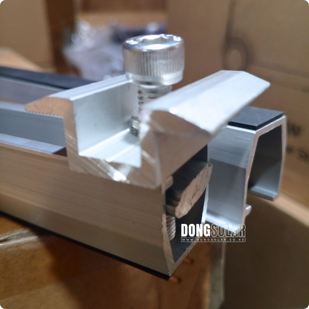 Aluminum MID Clamps for Roof Mounting