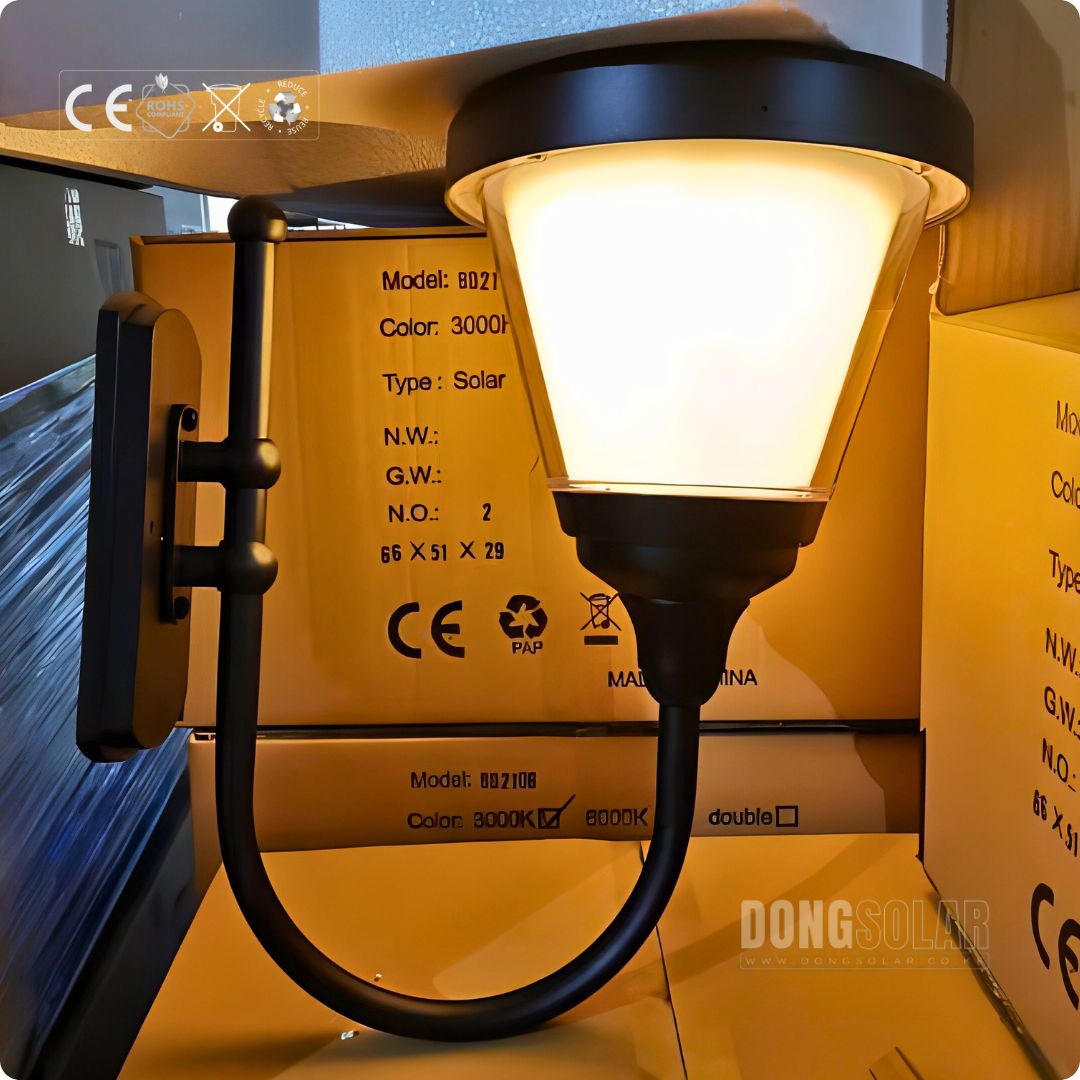 Solar Wall Light Warm White 15W DS2106