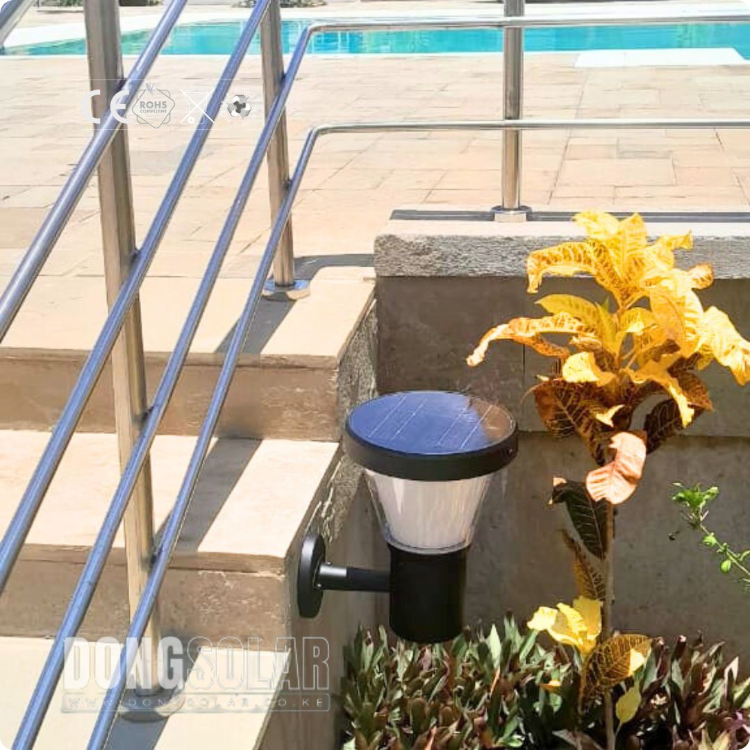 15W Solar Wall Light Warm White DS2106